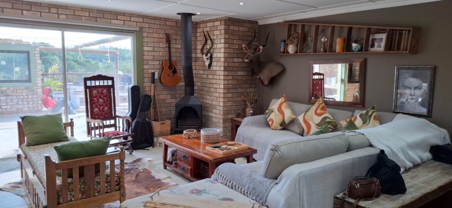 4 Bedroom Property for Sale in Sunrise On Sea Eastern Cape